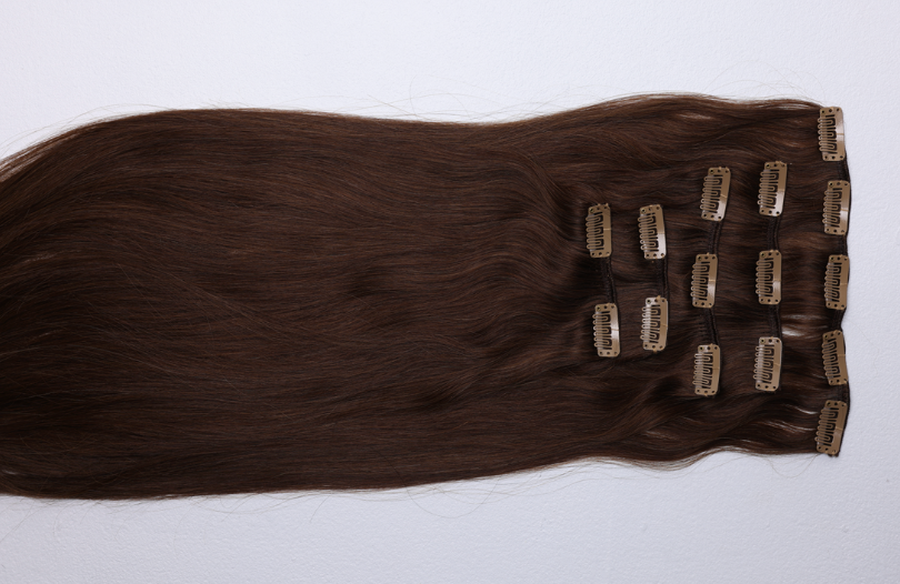 Straight Clip-In Extensions – Sinai (Middle Brown)